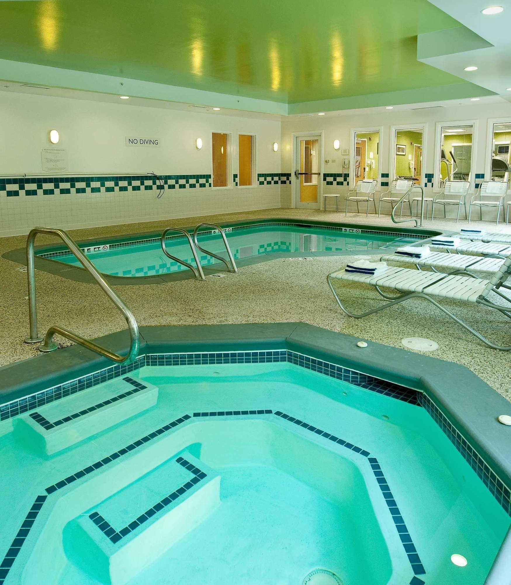 Fairfield Inn & Suites By Marriott Brunswick Freeport Luaran gambar