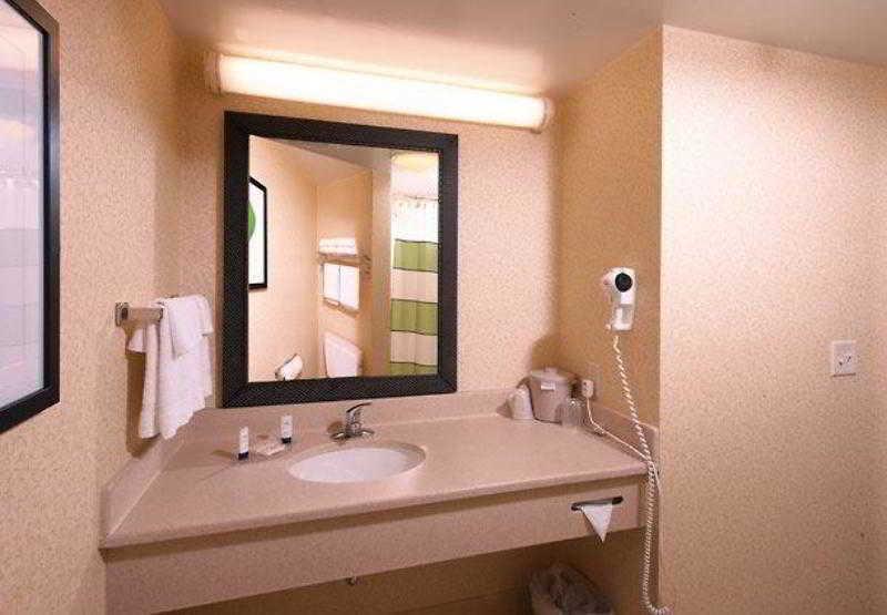 Fairfield Inn & Suites By Marriott Brunswick Freeport Luaran gambar