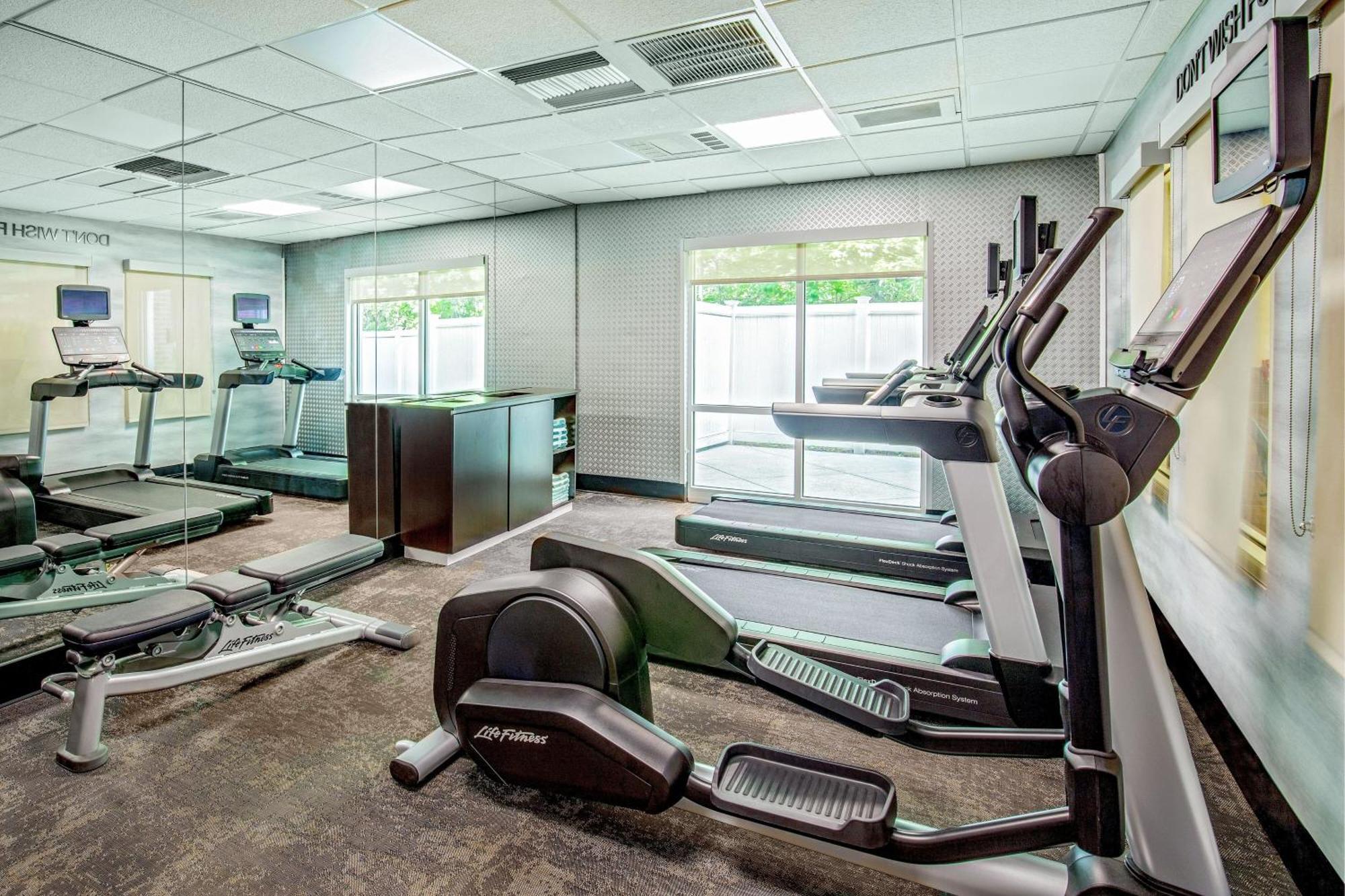 Fairfield Inn & Suites By Marriott Brunswick Freeport Luaran gambar